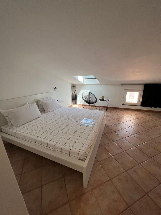B-Guest House Ористано Экстерьер фото